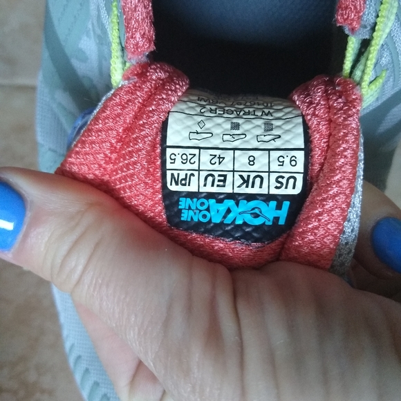 Hoka Tracer 2 size 9.5 - Picture 7 of 8